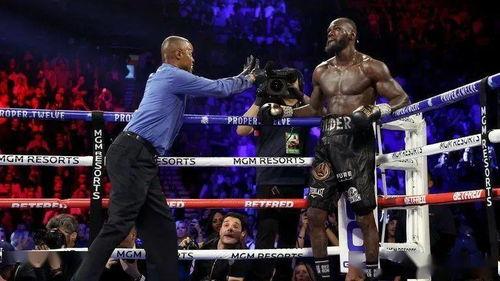 拳王约书亚最新爆料,备战新对手，备战计划曝光！”